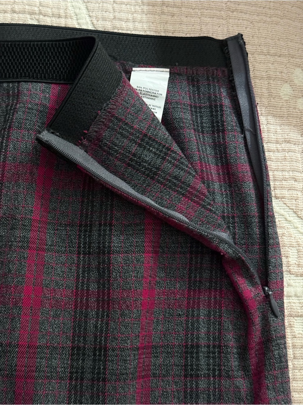 JACOB GREY/RED/BLACK PLAID SKIRT STRETCHY WAISTBAND - Picture 4 of 10